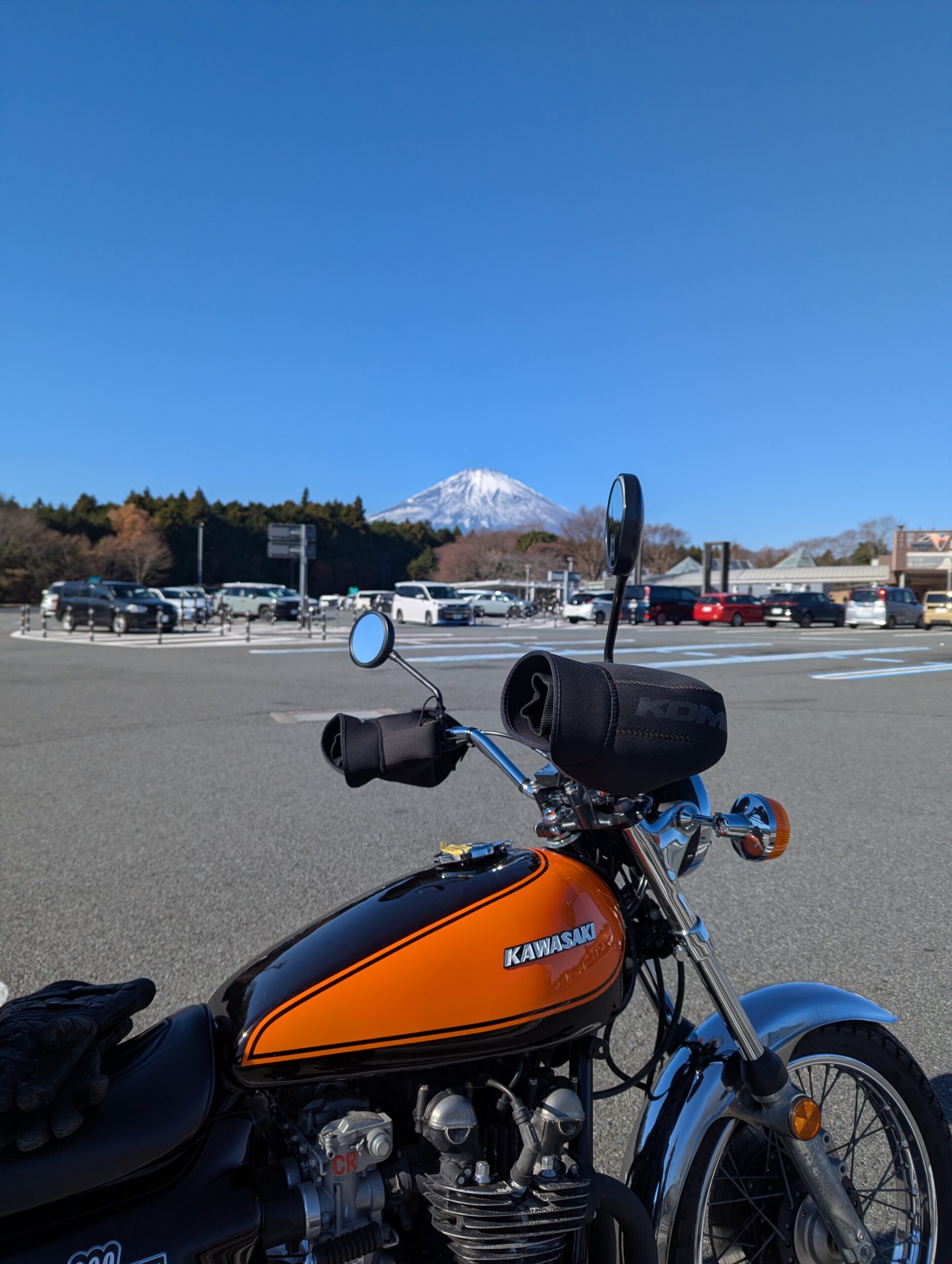 PXL_20251207_015115563